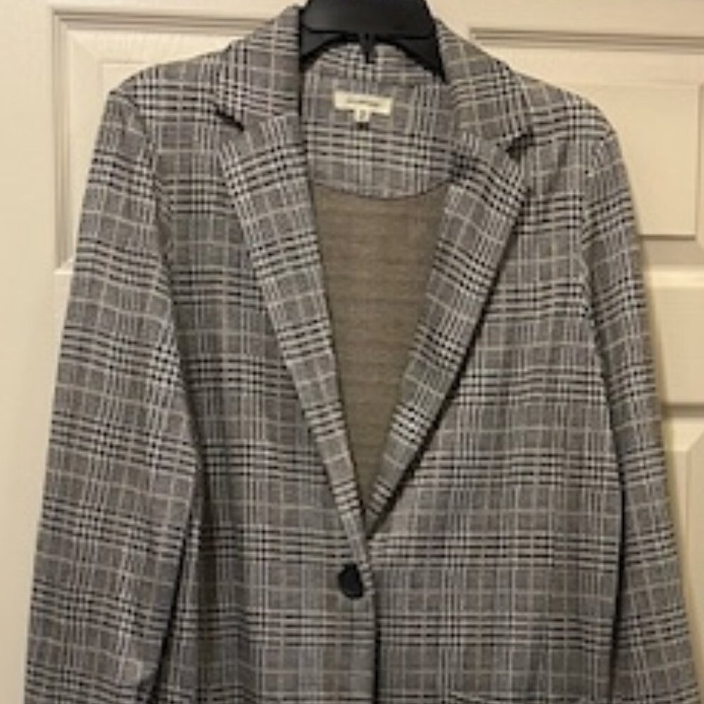 Max Studio Blazer NWOT